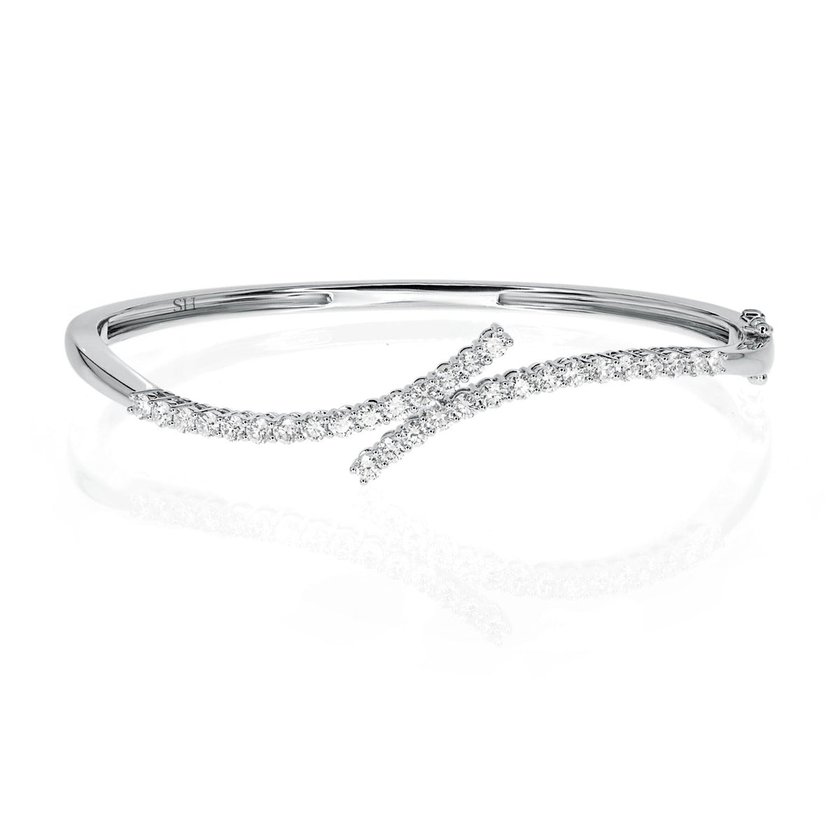 18kt gold twin band curved off-set diamond bangle (2.1mm) - W0749