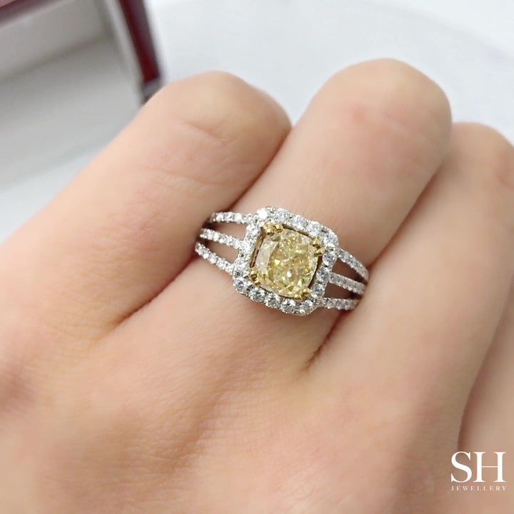 Yellow diamond engagement ring - W0795