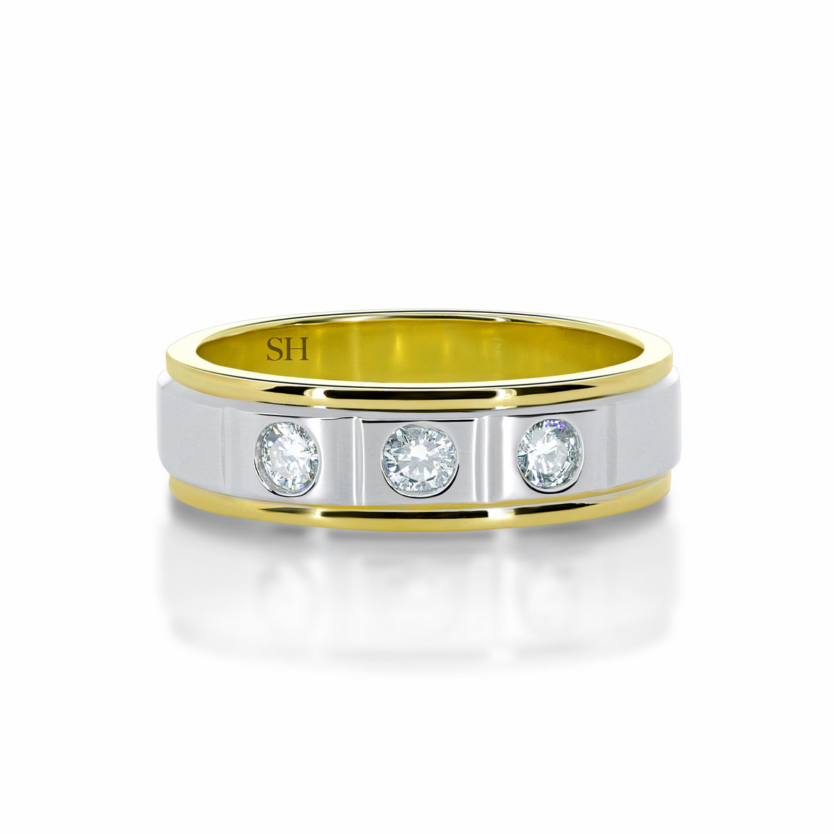 Pictured with 0.30ct diamond|thumb_caption: 0.30 carat|thumb_group:1