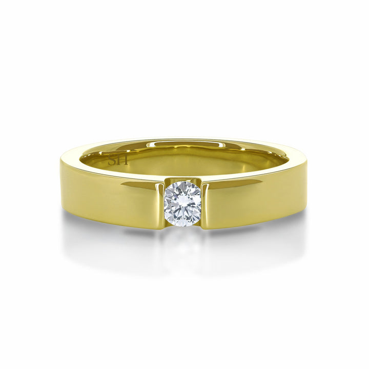 Pictured with 0.30ct total weight|thumb_caption: 0.30ct centre stone|thumb_group:1