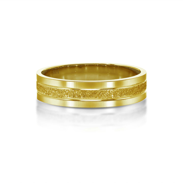 Pictured with 18k yellow gold|thumb_caption: 18k yellow gold|thumb_group:1