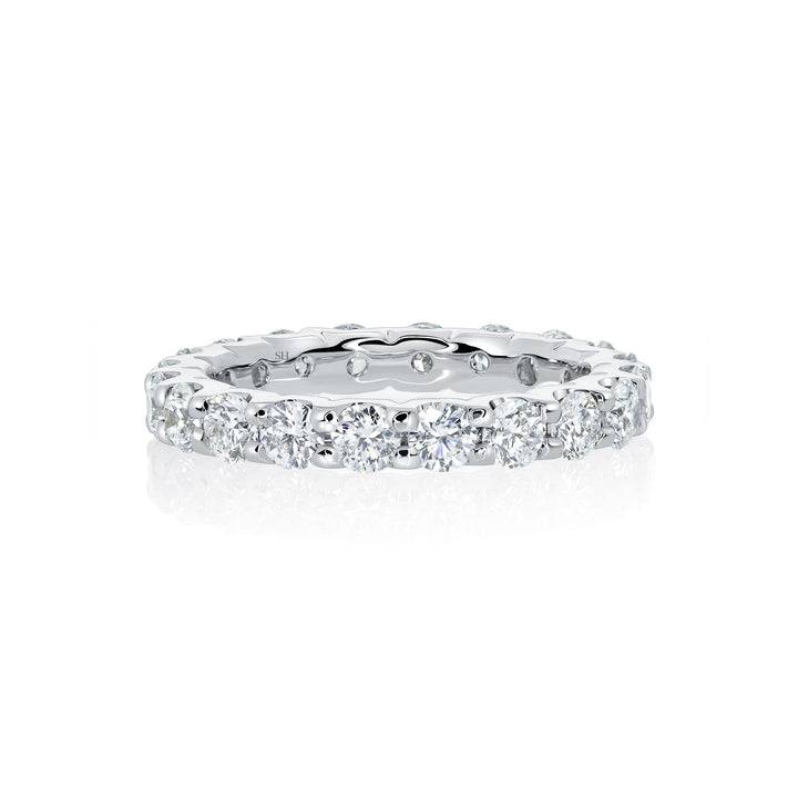 Bold Scalloped-Claw Diamond Eternity Band (2.7mm) - W0613