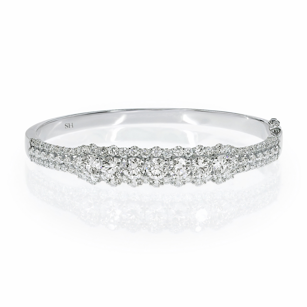 18kt gold trifecta halo diamond bangle - W0745