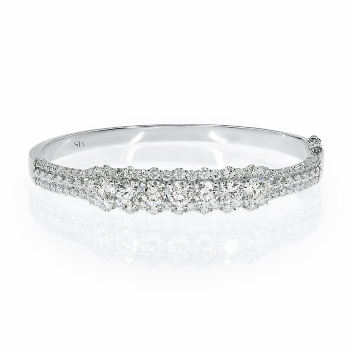 18kt gold trifecta halo diamond bangle - W0745