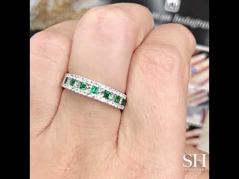 Princess-Cut Emerald Steps with Pavé-Set Trim 4.5mm - W0829