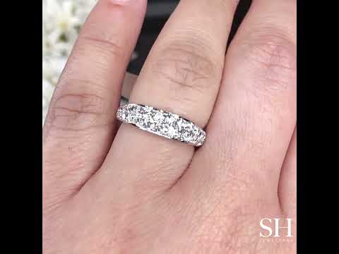 2-Row Pavé-Set Diamonds in Tapered Band 5.2mm - W0835