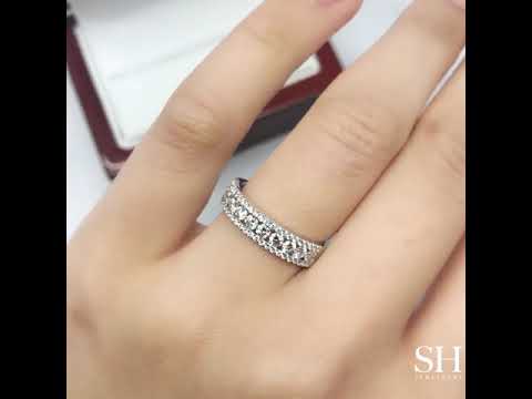 Channel and pave set delight - W0441