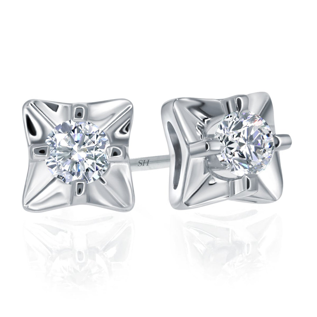 Pictured with 0.20ct diamond|thumb_caption:0.20ct TW centre diamonds (0.10ct each)|thumb_group:1