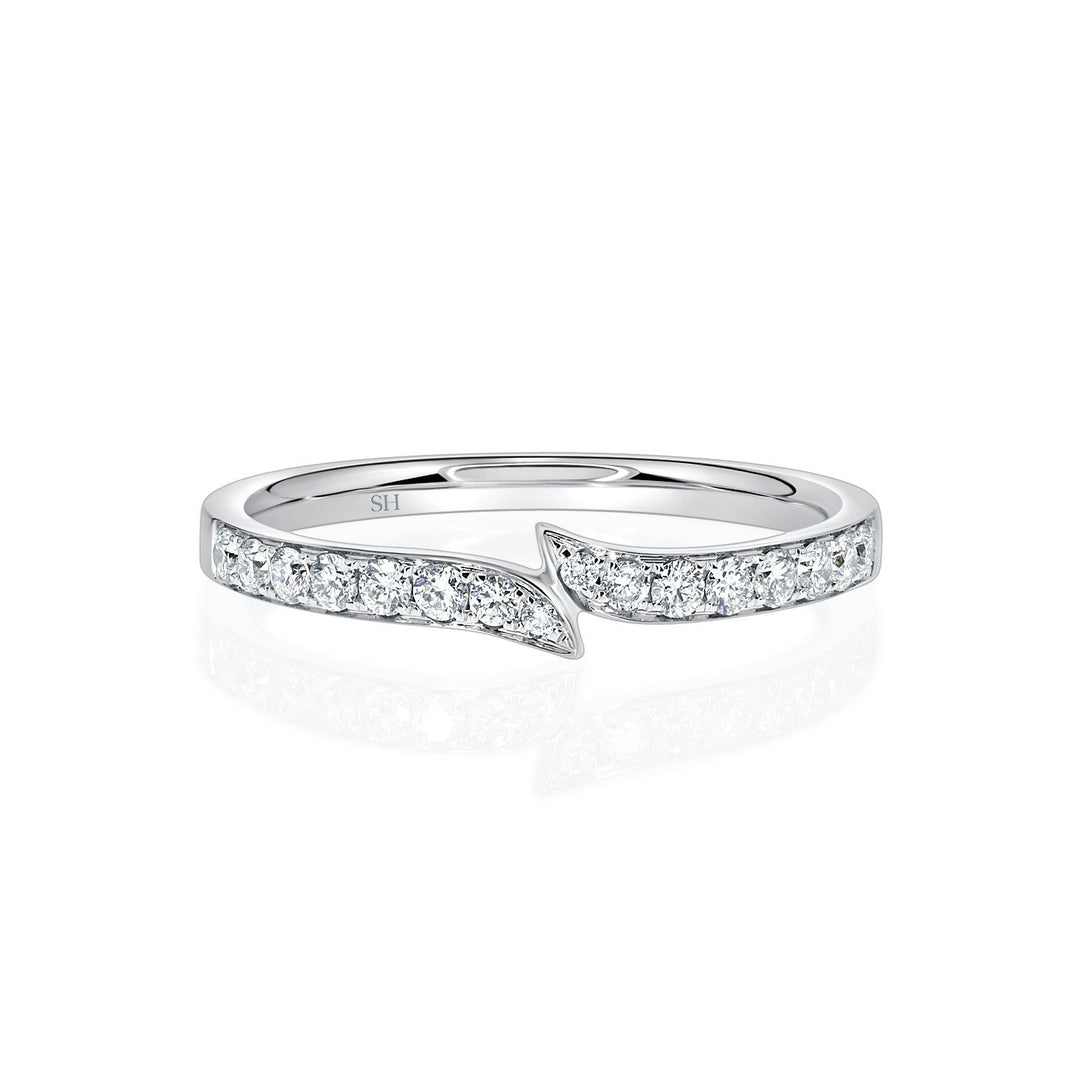 Pictured with 0.25ct total carat weight|thumb_caption: 0.25ct total carat weight|thumb_group:1|grid_preview:true		