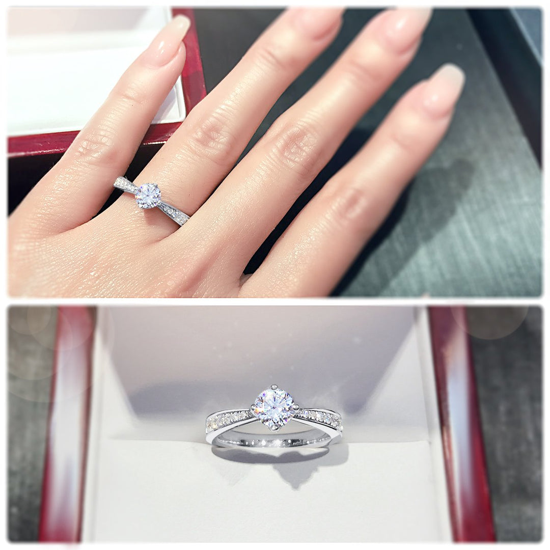 Classic offset 4-Claw setting with tapered band - W0021