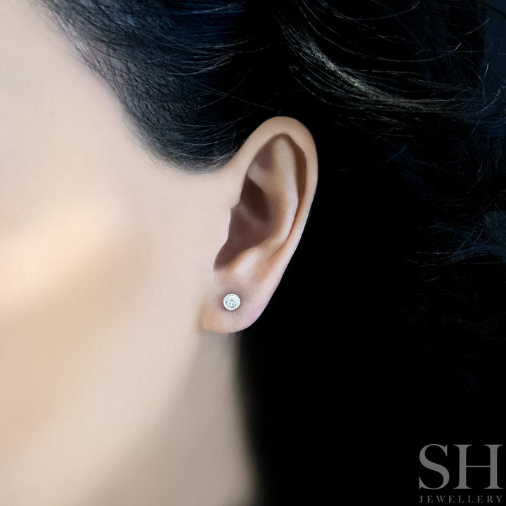 Pictured with 0.12ct diamond|thumb_caption:0.12ct TW centre diamonds (0.06ct each)|thumb_group:3