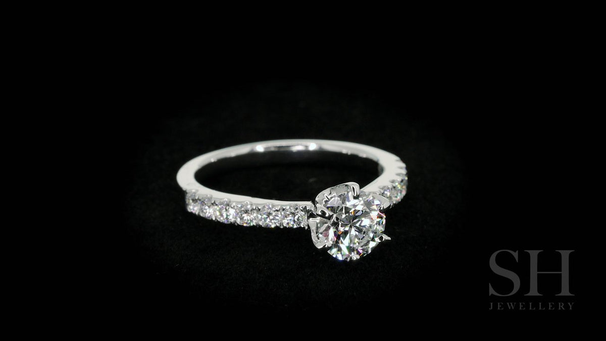 Timeless 6-Claw engagement ring with pavé set band - W0014