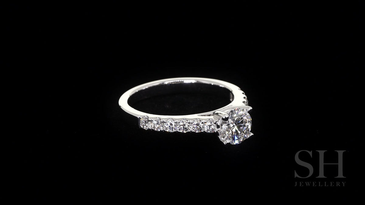 video:p85CQwxvkjY|video360:true|caption:Shown with 0.80ct diamond.|option:Carats=0.8 carat|thumb_caption:0.80 carat|thumb_group:2