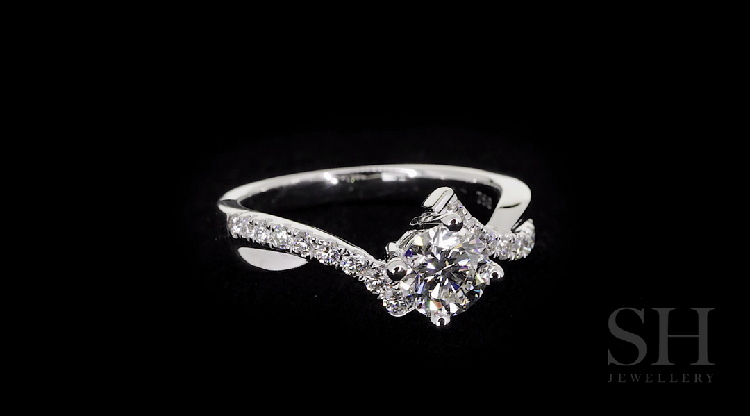 Modern 4-Claw engagement ring with offset band - W0017