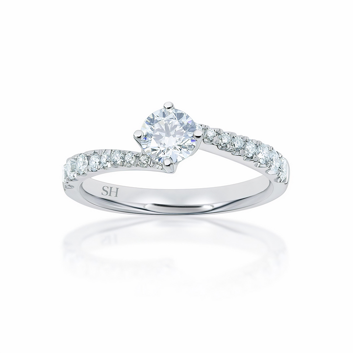 Pictured with 0.58ct diamond|option:Carats=0.30 carat|thumb_caption:0.58 carat
