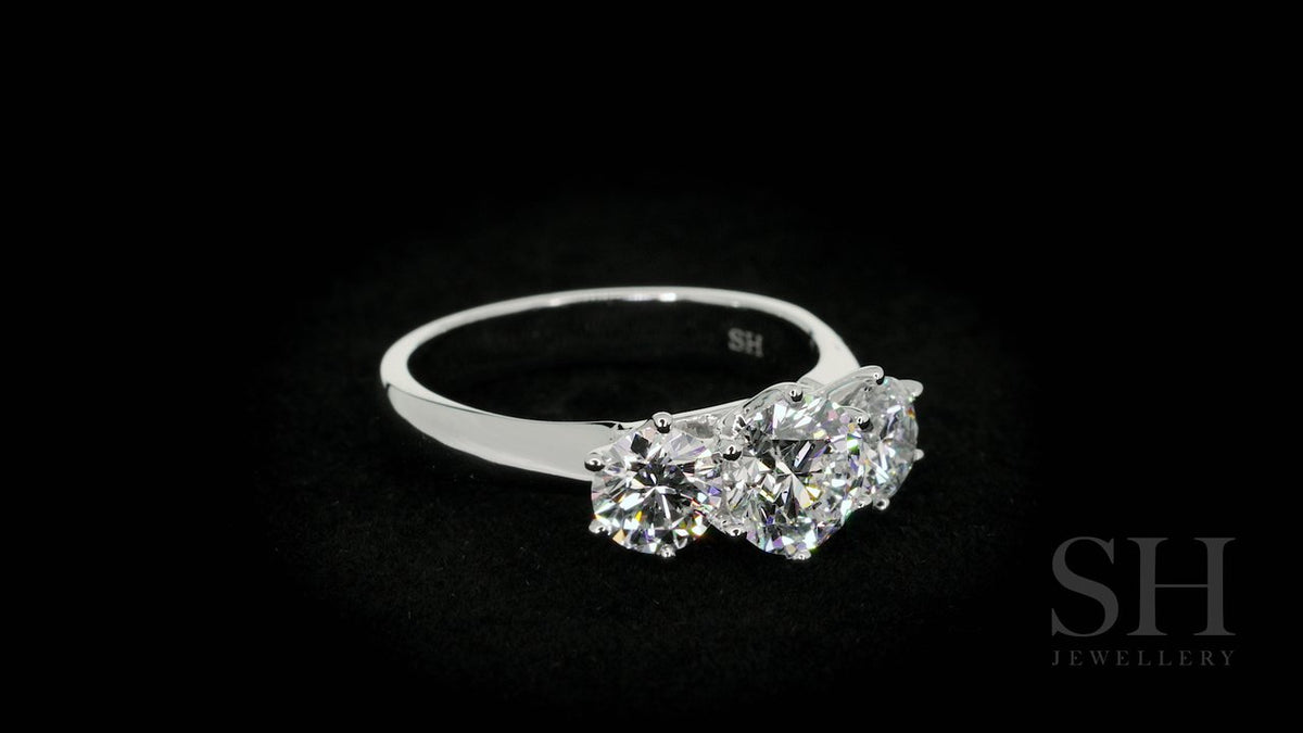 video:FsJFdsXZEks|video360:true|caption:Shown with 1.0ct diamond.|option:Carats=1.0 carat|thumb_caption:1.0 carat|thumb_group:2