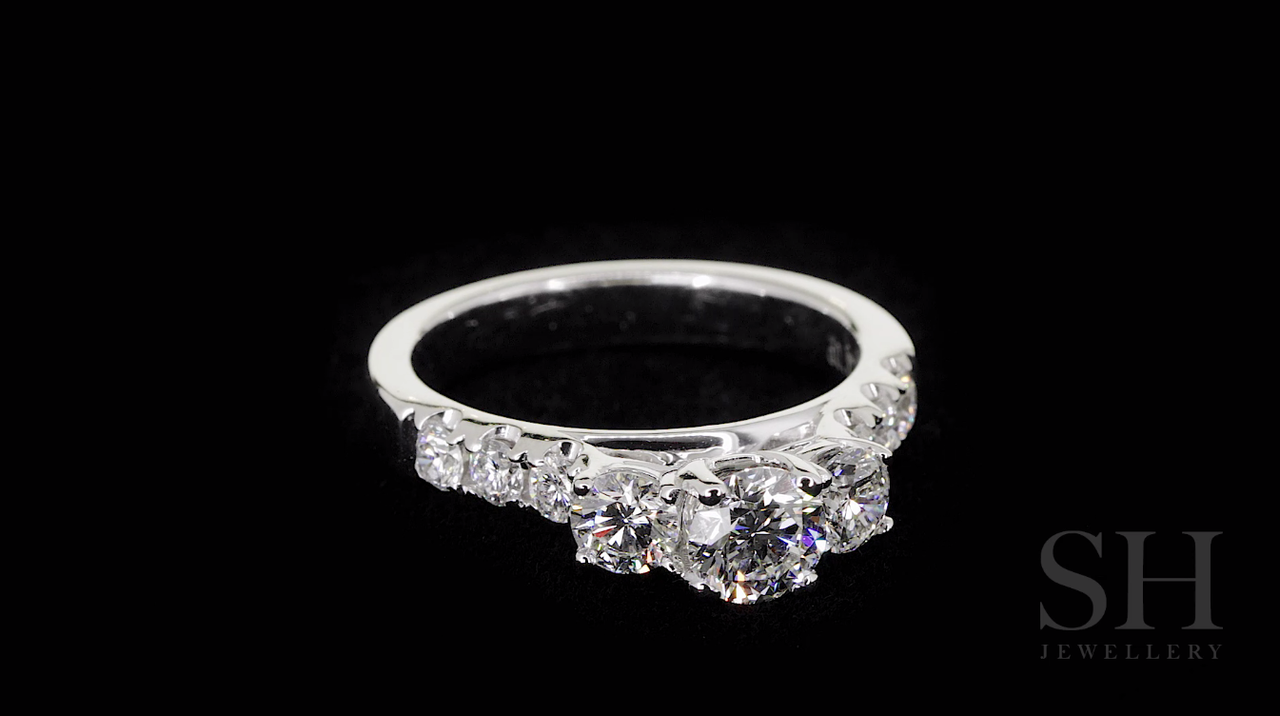 video:-iXYaBdnfRM|video360:true|caption:Shown with 0.50ct diamond.|option:Carats=0.50 carat|thumb_caption:0.50 carat