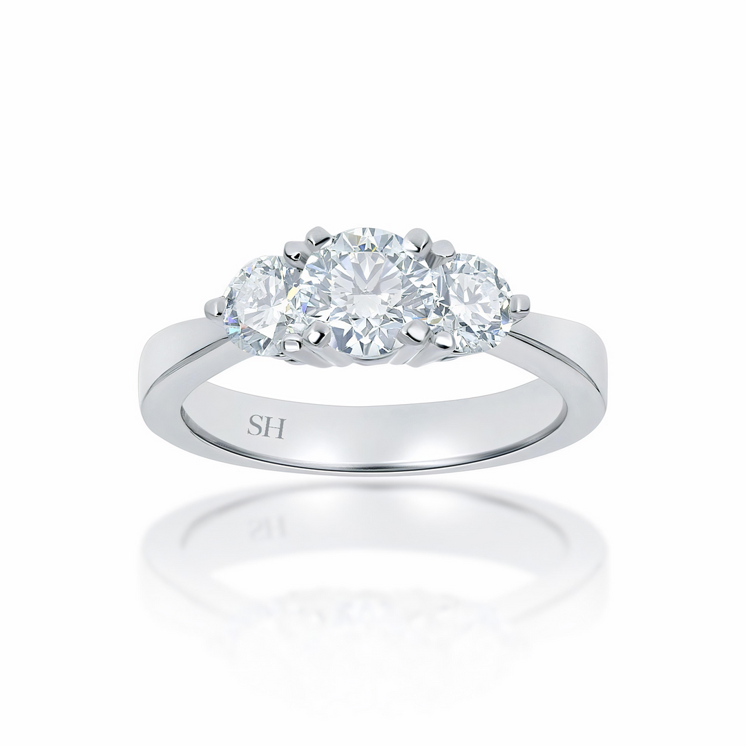 Pictured with 0.81ct diamond|option:Carats=0.80 carat|thumb_caption:0.81 carat