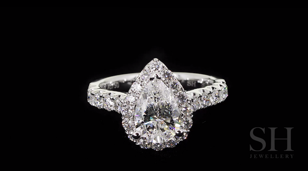 video:JyPIfhqSOe0|video360:true|caption:Shown with 1.51ct diamond.|option:Carats=1.5 carat|thumb_caption:1.2carat|thumb_group:2