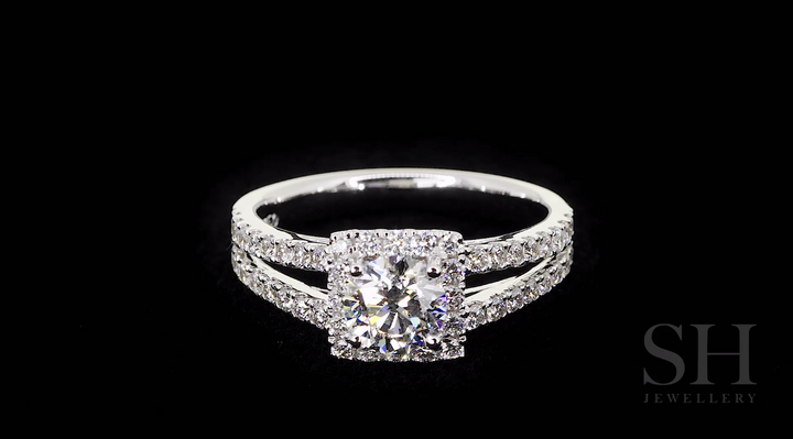 video:U_NTekKaYrc|video360:true|caption:Shown with 0.60ct diamond.|option:Carats=0.60 carat|thumb_caption:0.60 carat