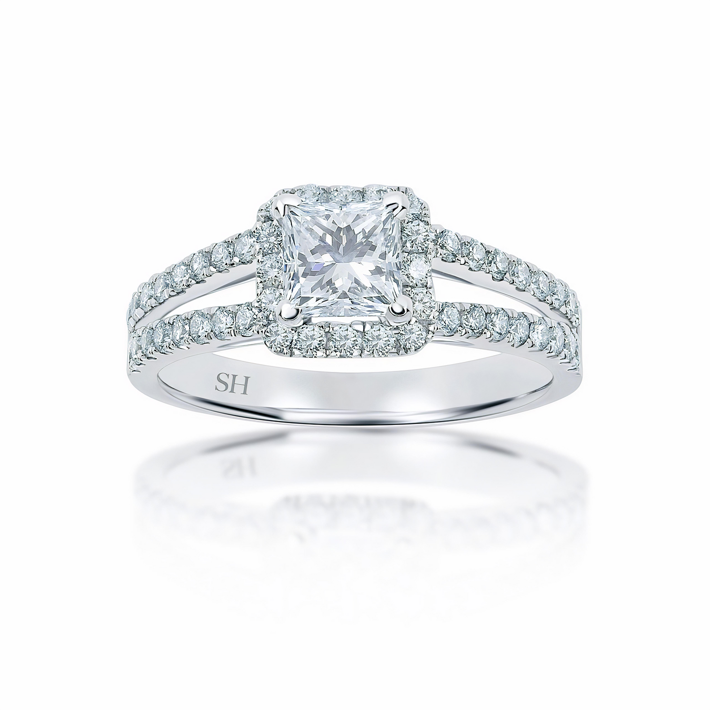 Pictured with 0.51ct diamond|thumb_caption:0.90 carat