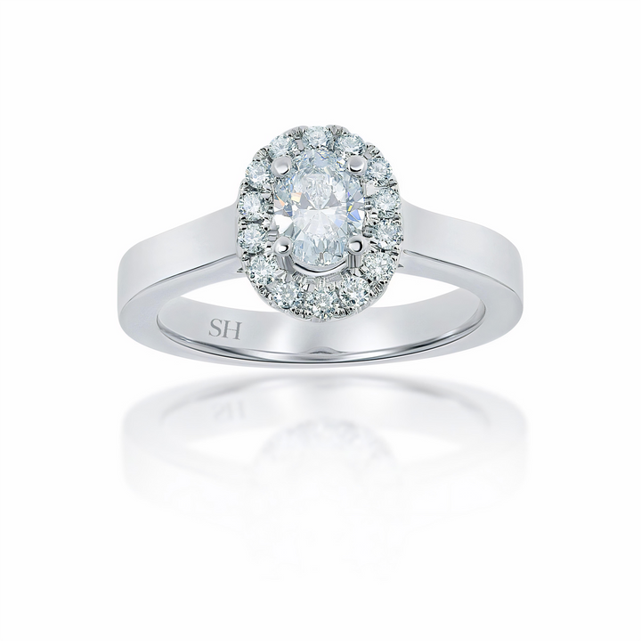 Pictured with 0.41ct diamond|option:Carats=0.40 carat|thumb_caption:0.41 carat