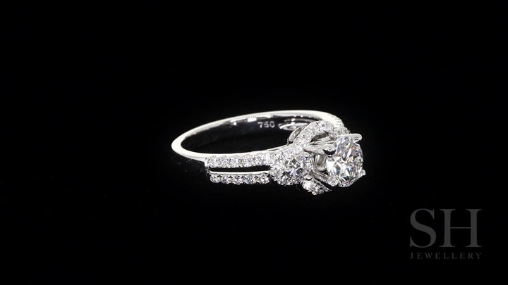 video:qUJmYG0oNtA|video360:true|caption:Shown with 0.80ct diamond.|option:Carats=0.80 carat|thumb_caption:0.80 carat|thumb_group:2