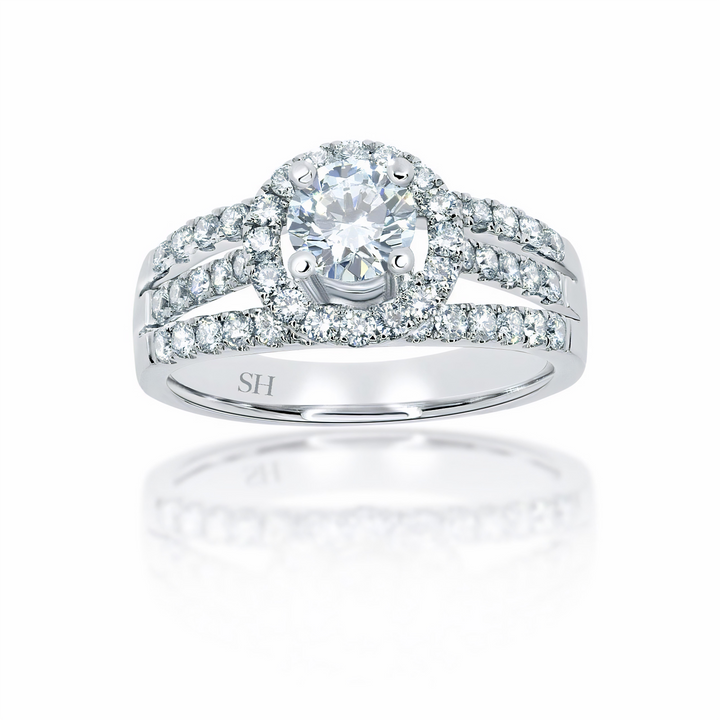 Pictured with 0.62ct diamond|option:Carats=0.70 carat|thumb_caption:0.62 carat