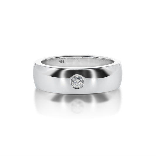 Pictured with 0.15ct diamond|thumb_caption:0.15 carat|thumb_group:1