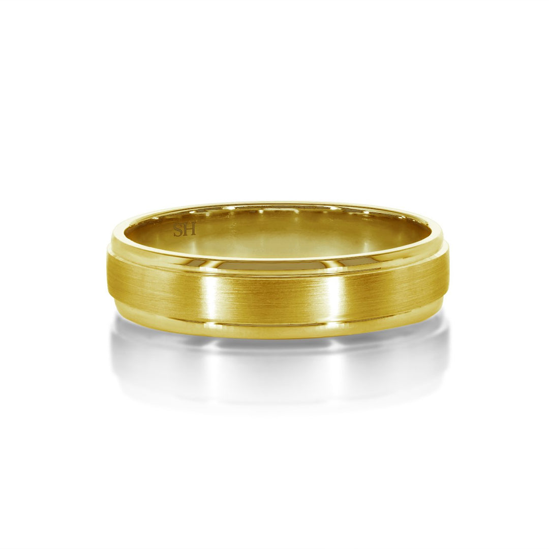 Pictured with Men yellow gold wedding band with central satin finish (5mm)|thumb_caption: Men yellow gold wedding band with central satin finish (5mm)|thumb_group:1