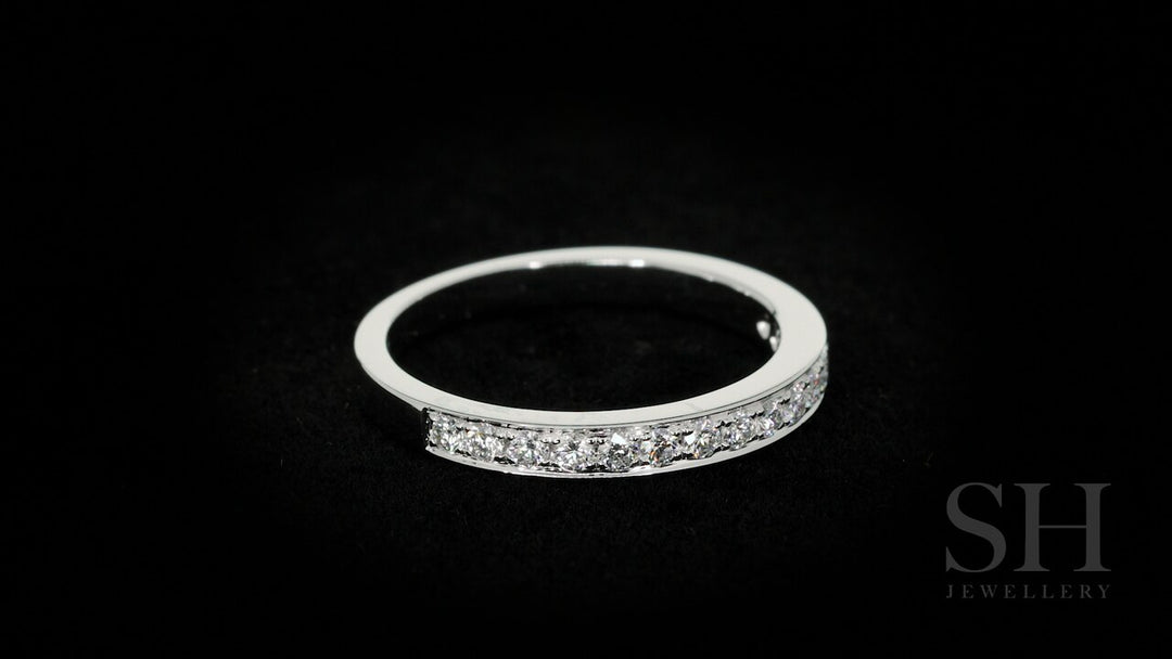 Grain set women's diamond wedding band (2.4mm) - W0264