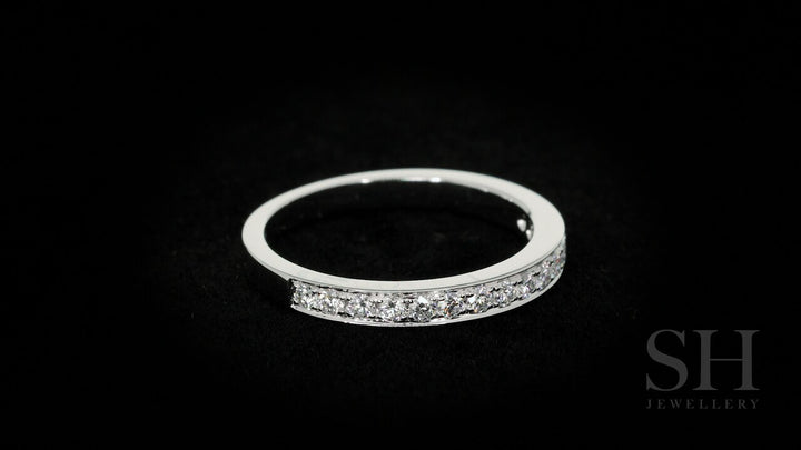 Grain set women's diamond wedding band (2.4mm) - W0264