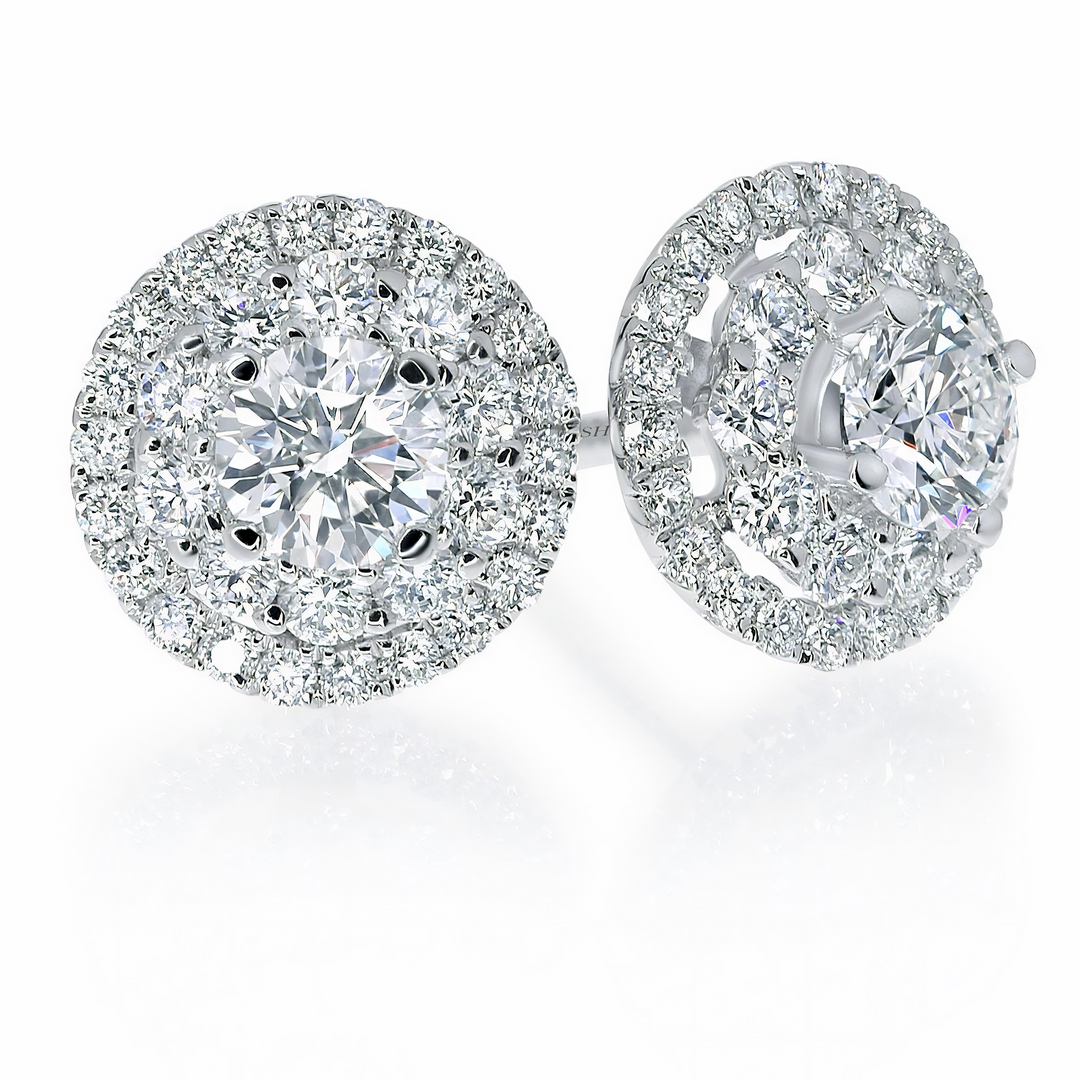 Pictured with 0.60ct TW centre diamonds (0.30ct each)|thumb_caption: 0.60ct TW centre diamonds (0.30ct each)|thumb_group:1