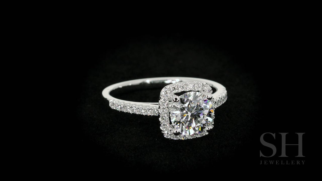 video:HGe5Bie20wE|video360:true|caption:Shown with 1.30ct diamond.|option:Carats=1.3 carat|thumb_caption:1.30 carat|thumb_group:2