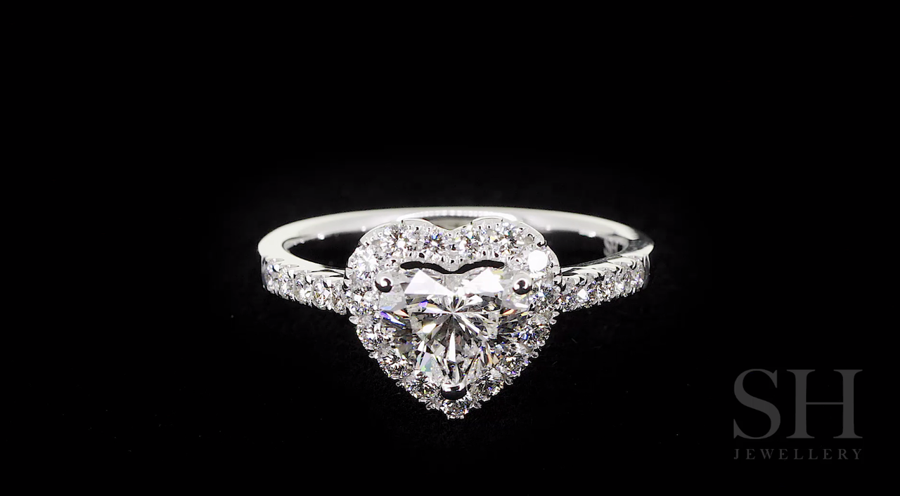 video:hYgxcjYAQkY|video360:true|caption:Shown with 1.0ct diamond.|option:Carats=1.0 carat|thumb_caption:1.0 carat|thumb_group:2