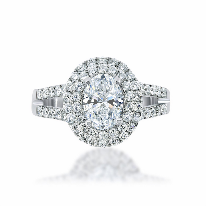 Pictured with 1.01ct diamond.|thumb_caption:1.01 carat
