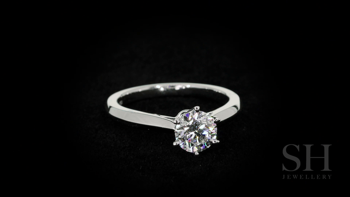 Timeless 6-claw solitaire - W0344