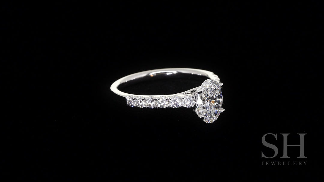 video:ws17VtHCFCU|video360:true|caption:Shown with 1.02ct diamond.|option:Carats=1.0 carat|thumb_caption:1.02 carat|thumb_group:2