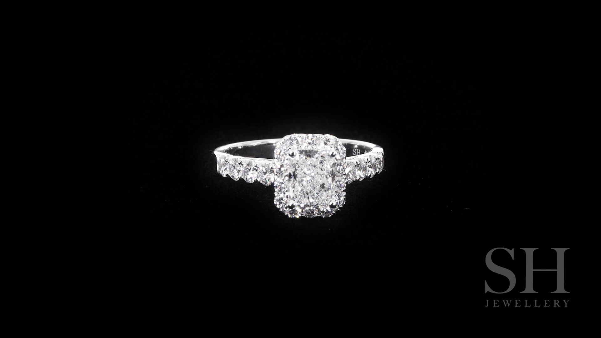 video:NJt2_PDI4Yw|video360:true|caption:Shown with 1.20ct diamond.|option:Carats=1.20 carat|thumb_caption:1.20 carat