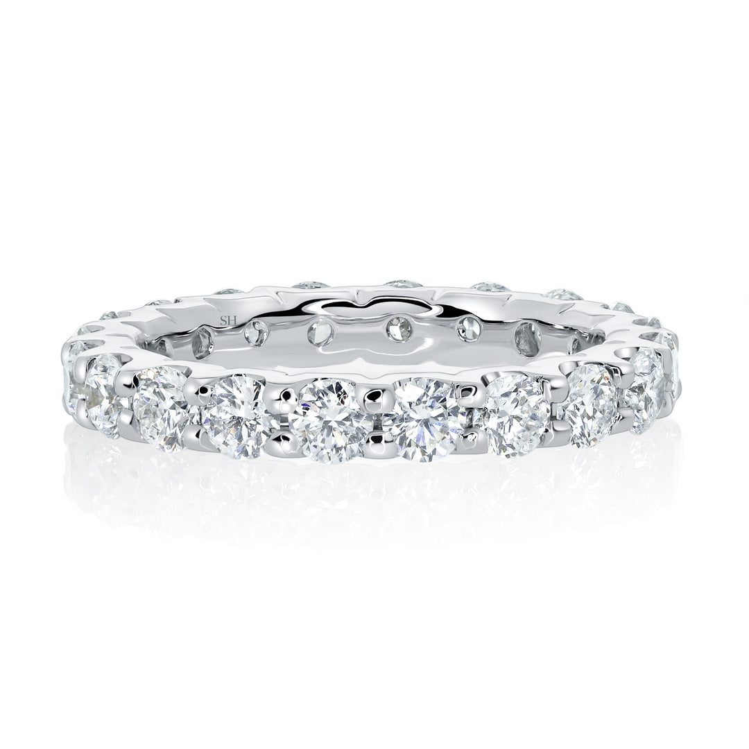 Bold Scalloped-Claw Diamond Eternity Band (2.7mm) - W0613