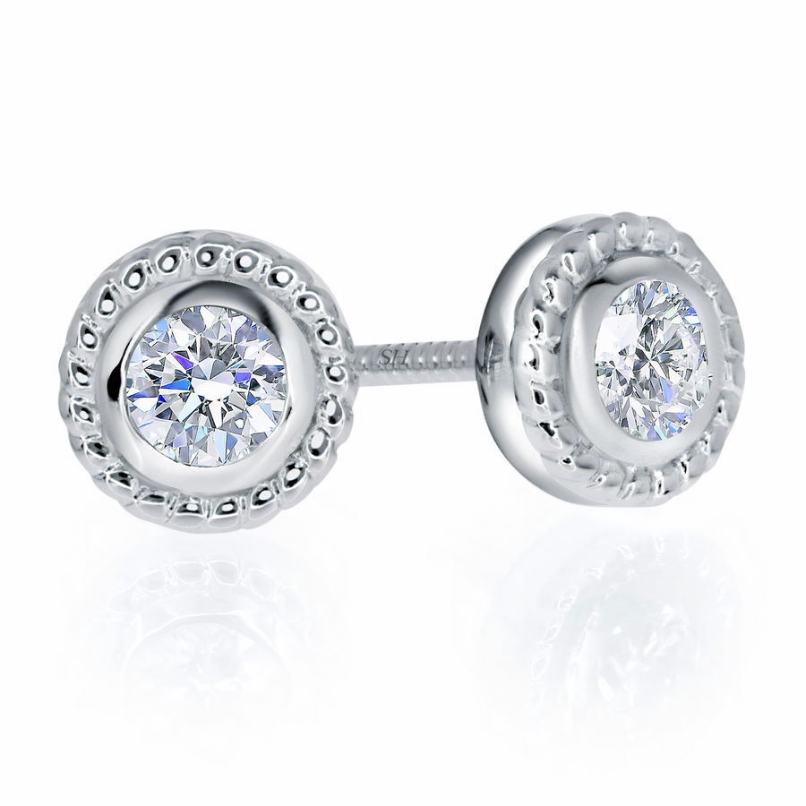 Pictured with 0.36ct diamond|thumb_caption:0.36ct TW centre diamonds (0.18ct each)|thumb_group:1