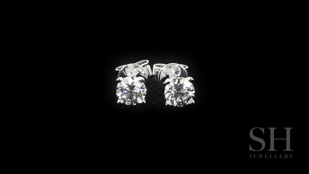 video:IDm3kgh8y7w|video360:true|caption:Shown with 1.16ct diamond.|option:Carats=1.1 carat|thumb_caption:1.16 carat