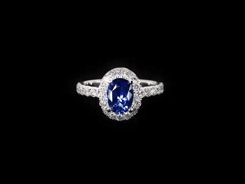 video:RY41hWW6ARg|video360:true|caption:Shown with 1.40ct sapphire.|option:Carats=1.4 carat|thumb_caption:1.40 carat|thumb_group:2