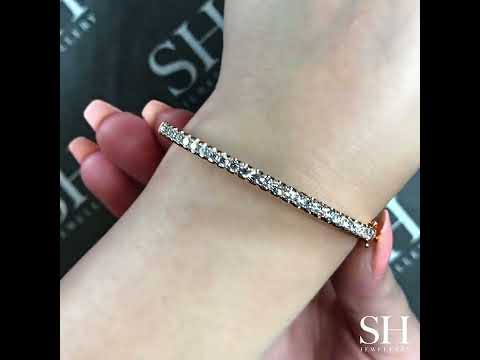 18Kt Rose Gold Pave Set Diamond Bangle - W0912