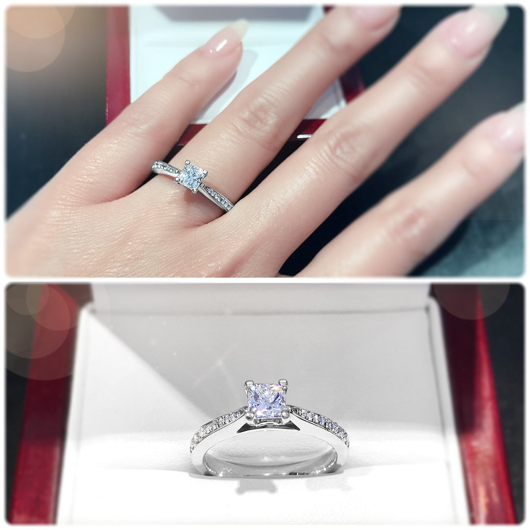 Timeless Princess Cut 4-Claw engagement ring - W0250