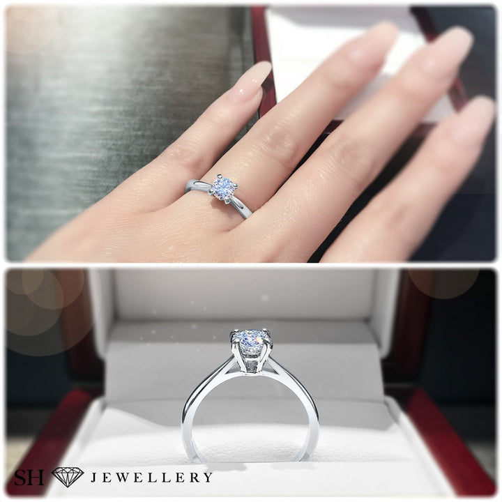 Modern 4-Claw solitaire engagement ring - W0006
