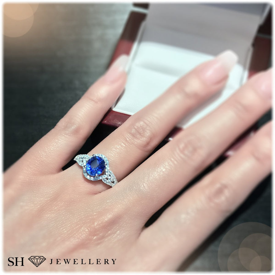 Pictured with 1.68ct Sapphire