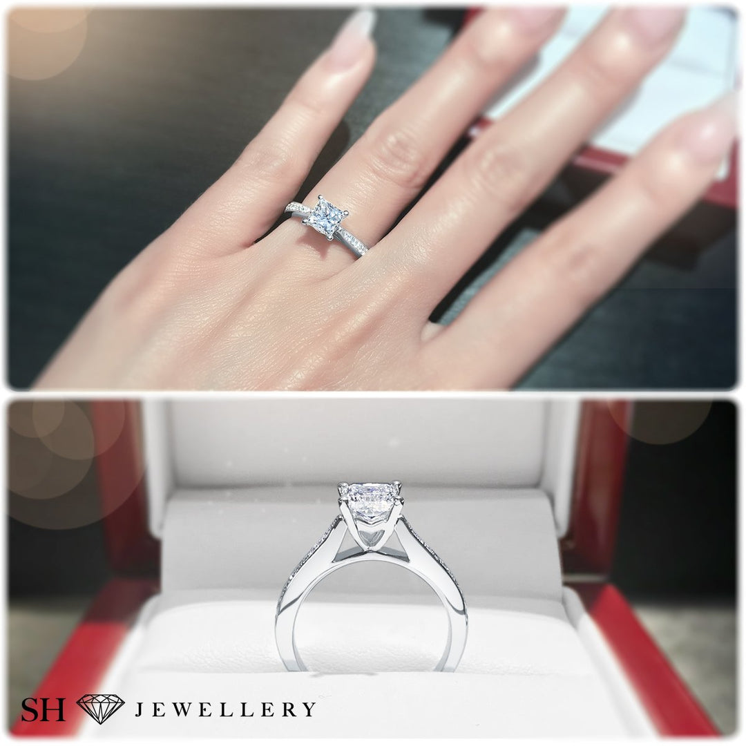 Timeless Princess Cut 4-Claw engagement ring - W0250