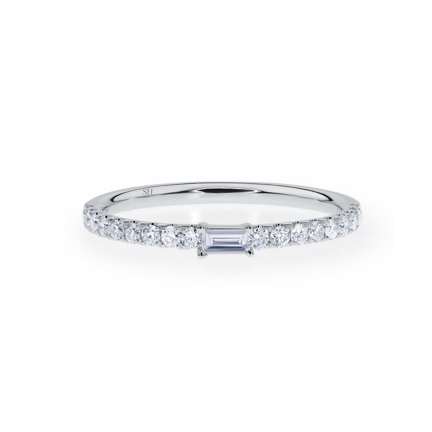 Modern tri gold three ring diamond stacker set - W0371