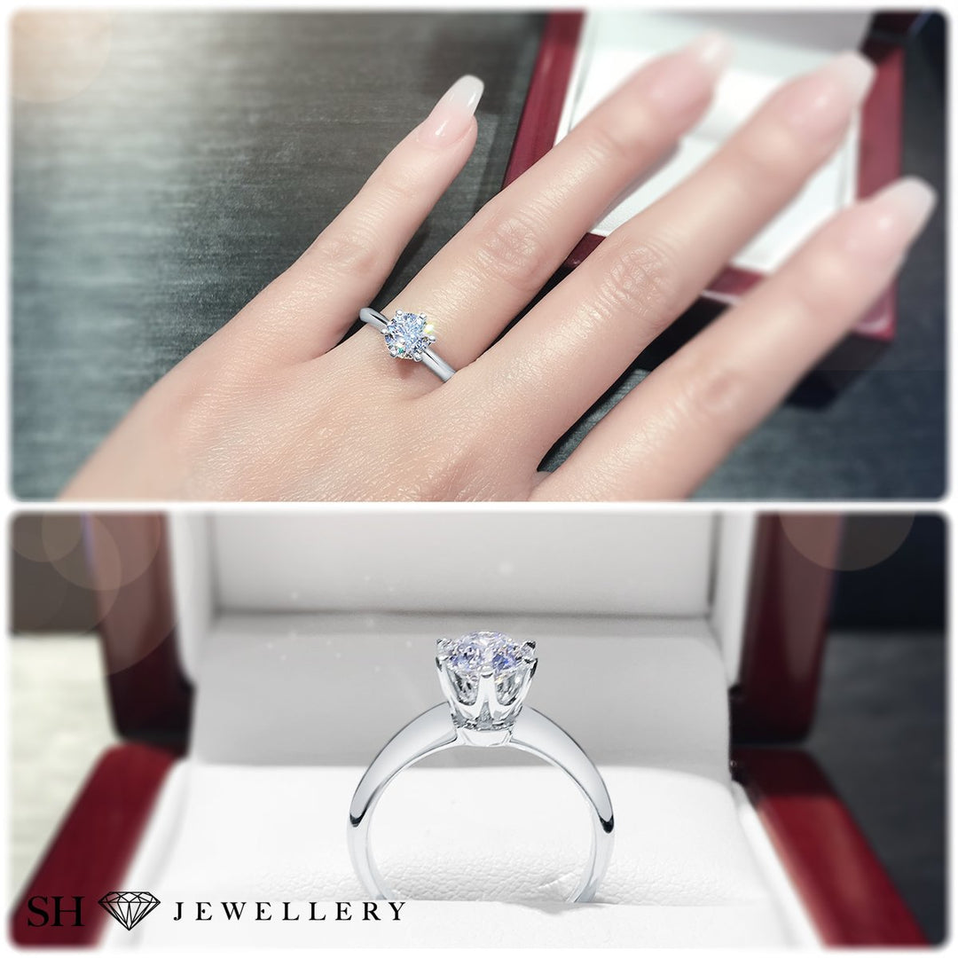Classic 6-Claw solitaire engagement ring - W0004